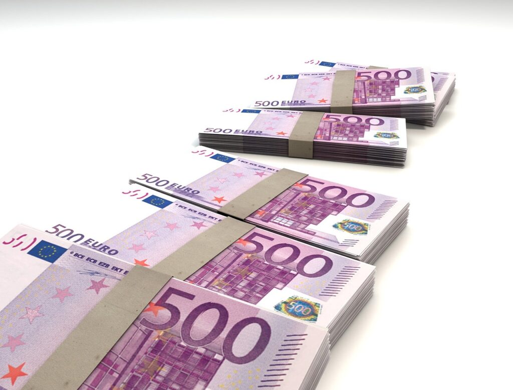 euro, currency, money-163475.jpg